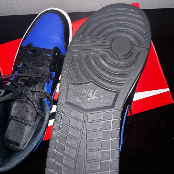 Jordan hyper royal, worn twice, no box - Picture 4 of 4